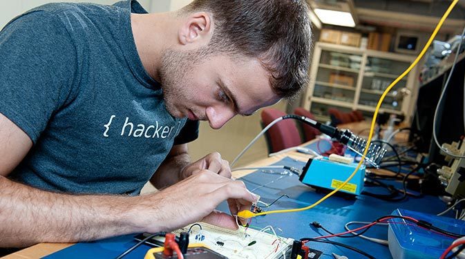 10 Top Engineering Bachelor's Online