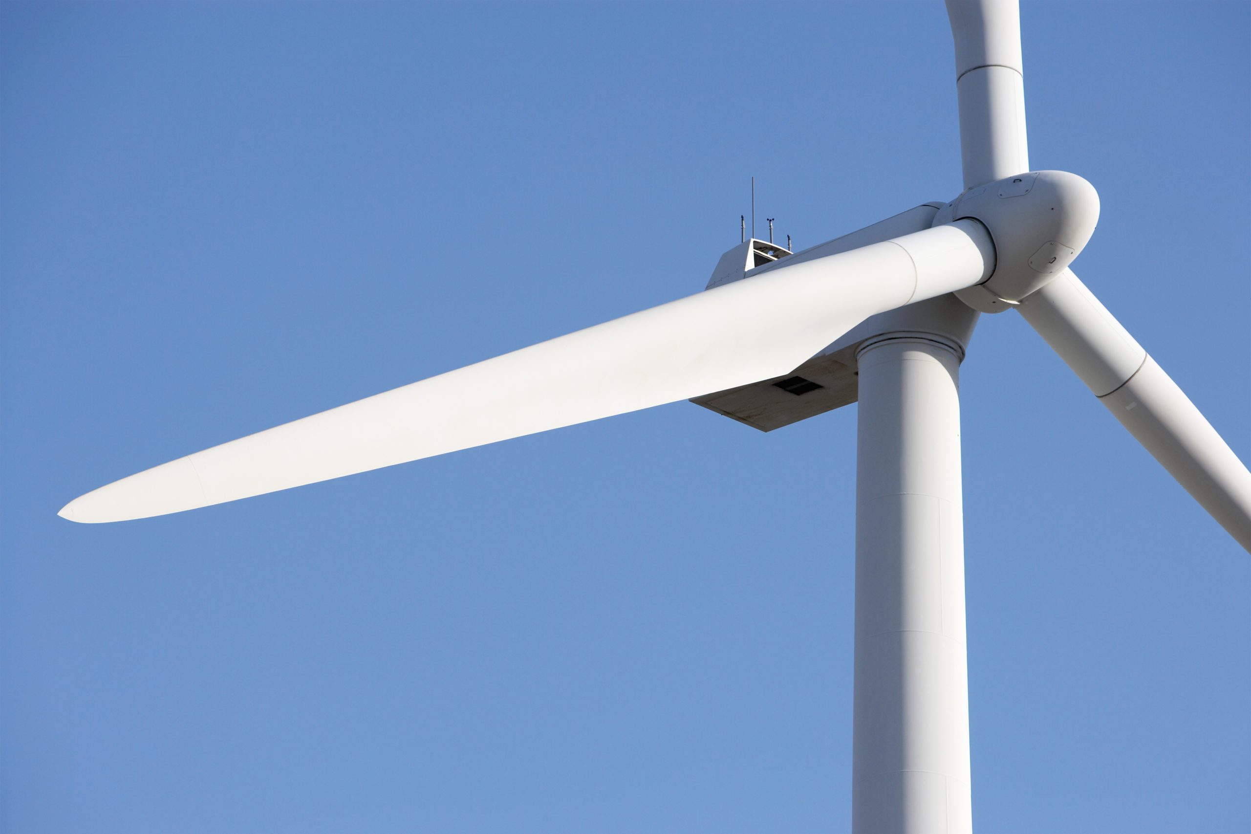 10 Top Online Schools for Wind Energy Technicians